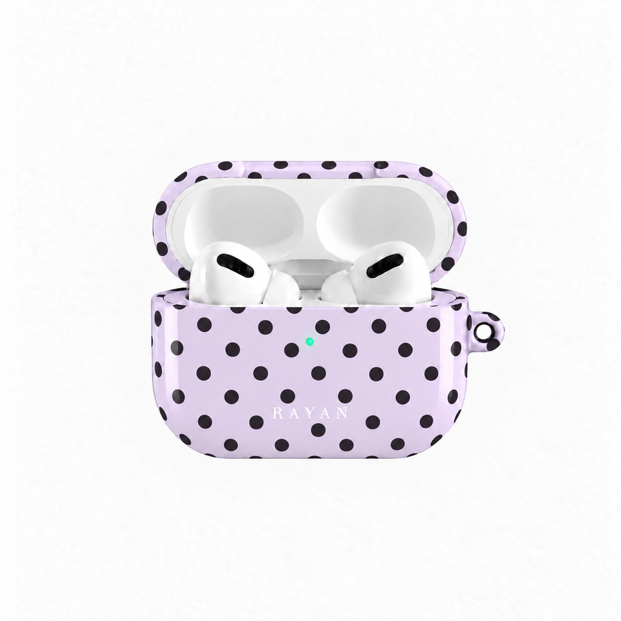 Lavender Dot – AirPods-Hülle in Pastell-Lavendel mit dunklen Punkten